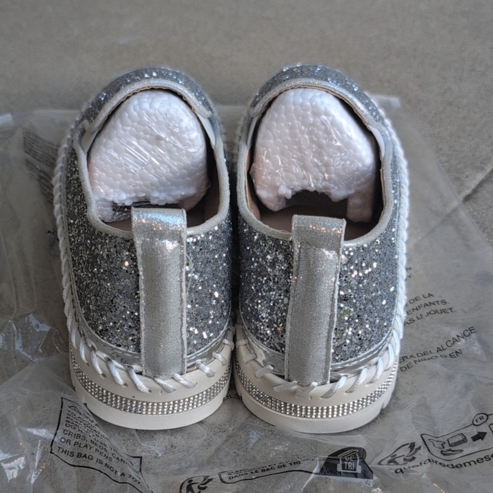 Women's Silver Glitter Slip-On Sneakers Size 9.5-10 - Picture 3 of 4